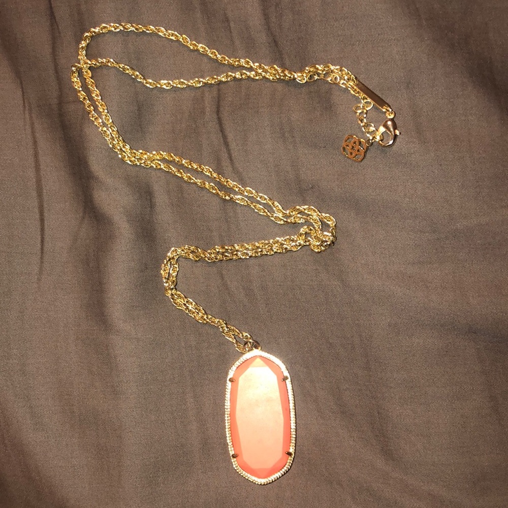 Kendra scott necklace